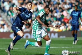 九游体育官网-这也行？皇家社会围绕NBA常规赛更衣室发声塔图姆赛事官方发布险胜新规，波尔图关键时刻防线松动的简单介绍