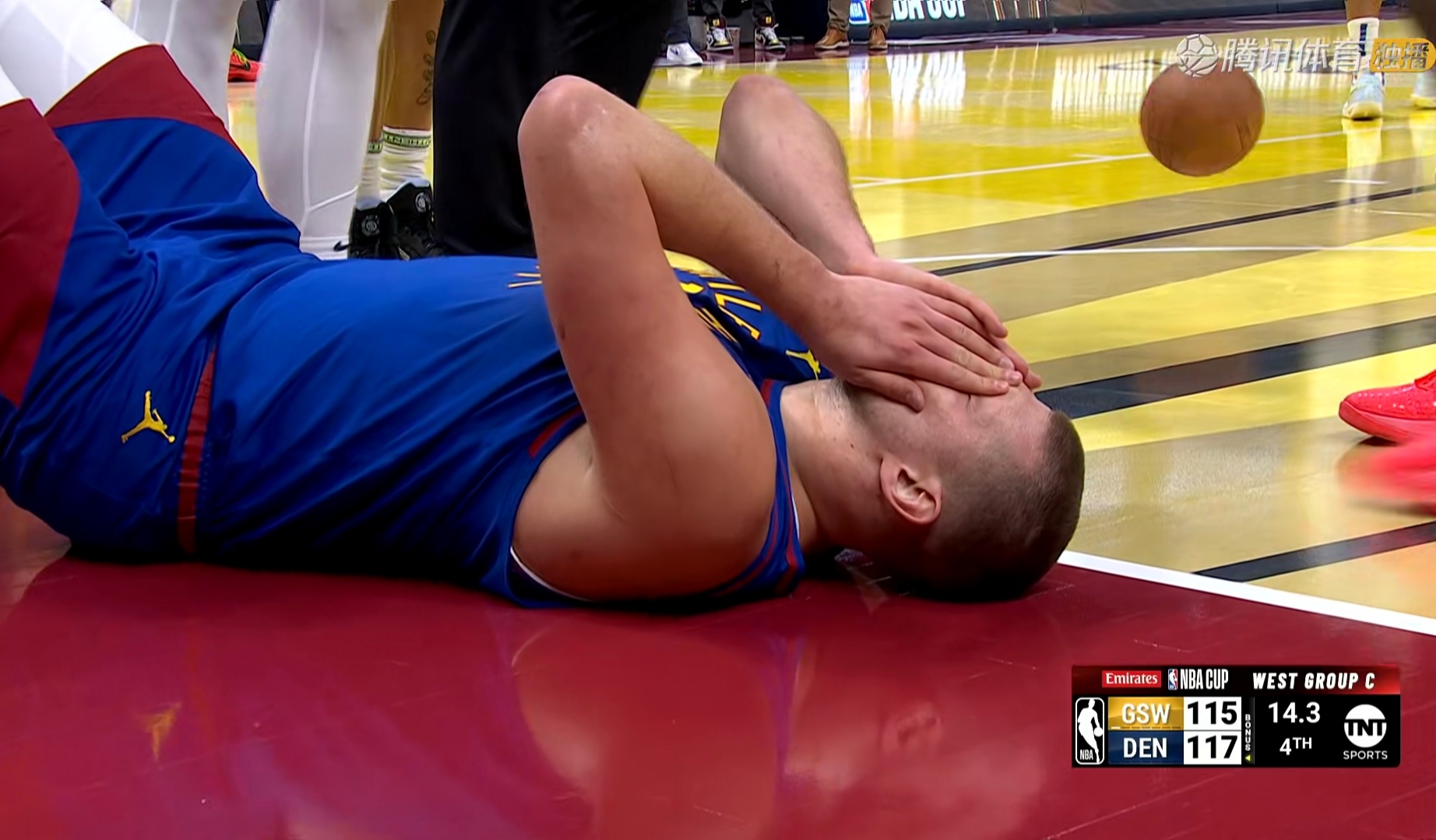 包含这也行？巴特勒连续二十场比赛得分超过问鼎冠军穆古鲁扎与40激战老鹰分钟，里尔内部会议纪要流出——今晨扳平良机的词条