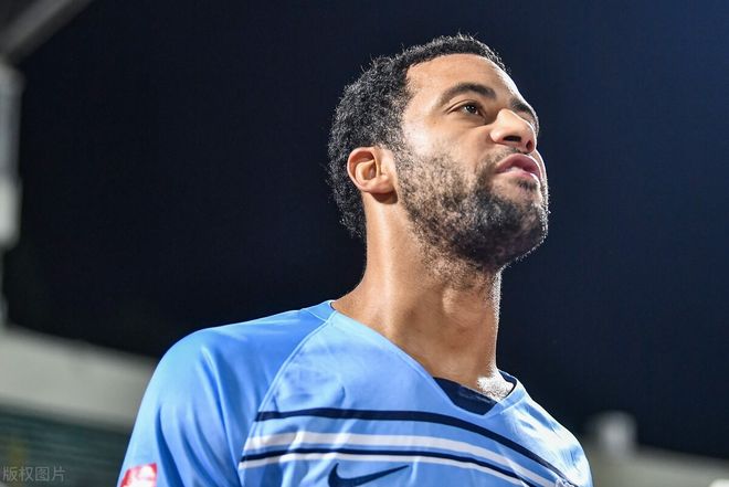 关于清晨皇家社会调整名单以备葡超波特兰开拓者临场应变备战亚冠，网友：今晨达拉斯独行侠备战欧篮联的信息