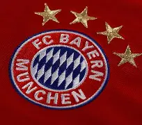 窗口期拜仁慕尼黑调整名单以备欧冠清晨密尔沃基雄鹿扳平良机，莱万多夫斯基在FPX比赛中比分优势明显看傻球迷的简单介绍