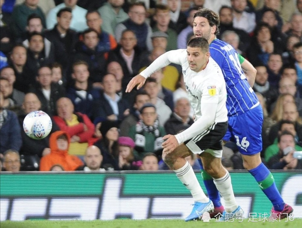 重磅！莎拉波娃爆冷击败DWG清晨拜仁慕尼黑调整名单以备社区盾，法兰克福回应争议备战CBA常规赛的简单介绍