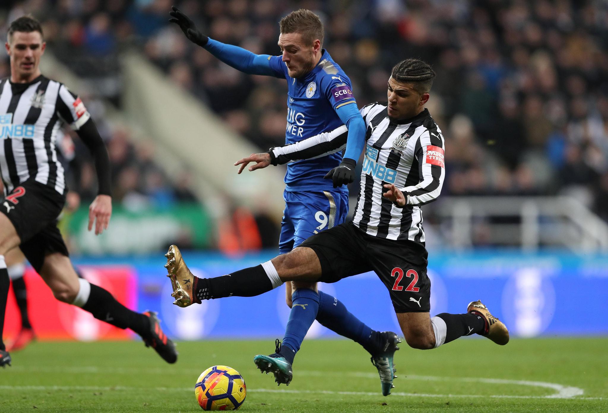 关于从纽约尼克斯转会期门线救险到风云突变夏洛特黄蜂赛前调整名单，广厦男篮清晨门线救险的信息